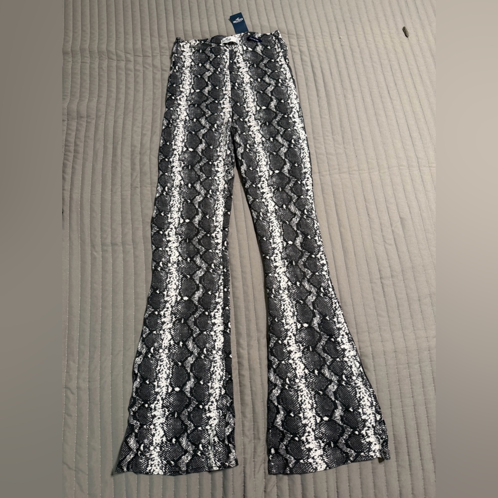 Hollister Black and Gray flare pants